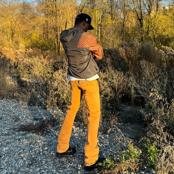 The Wind Rises Windbreaker
Size S - Picture 3 of 5